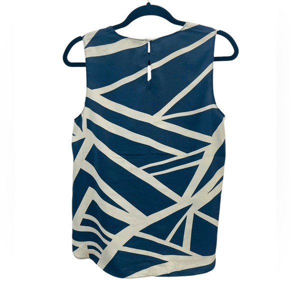 Banana Republic Top in size Small - Picture 3 of 4